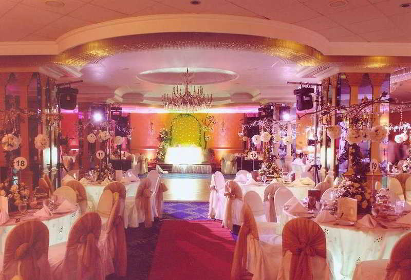 Le Commodore Hotel Бейрут Екстериор снимка