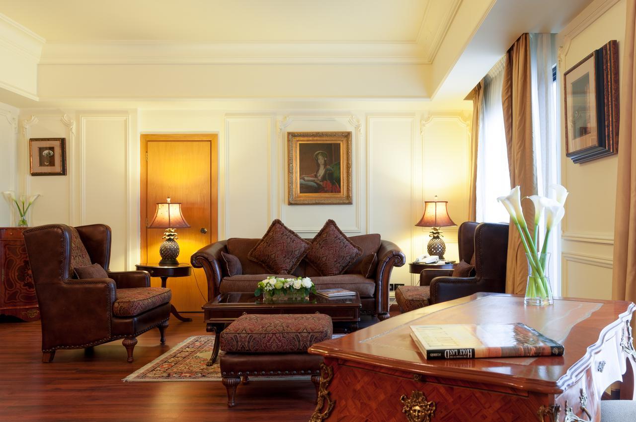 Le Commodore Hotel Бейрут Екстериор снимка