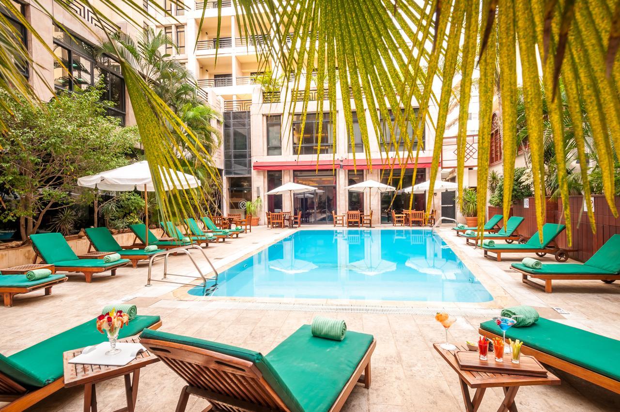 Le Commodore Hotel Бейрут Екстериор снимка